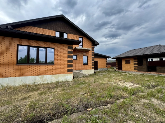 Купить дом в районе Северо-Восточный в Старом Осколе. Вариант № 21713, 1, площадь -  квм, цена 8900000 рублей