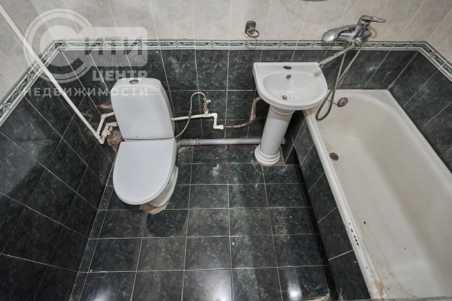 Купить однокомнатную квартиру на улице Урицкого в Воронеже. Вариант № 9436550, 6, площадь -  квм, цена 2500000 рублей