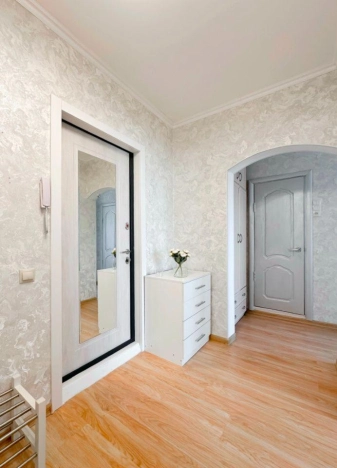 Купить квартиру в Москве. Вариант № 10366657, 11, площадь -  квм, цена 24800000 рублей