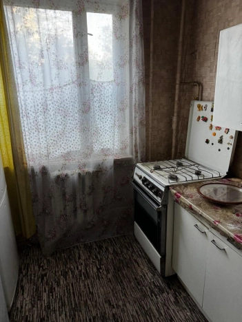 Купить двухкомнатную квартиру в Ростовской области. Вариант № 10233341, 7, площадь -  квм, цена 4450000 рублей