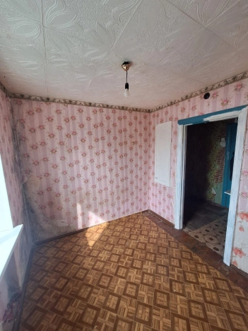 Купить комнату в Тобольске. Вариант № 9705044, 2, площадь -  квм, цена 700000 рублей