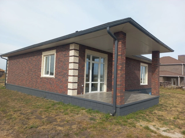 Купить дом на улице Везельская в Белгороде. Вариант № 5964359, 2, площадь -  квм, цена 10800000 рублей