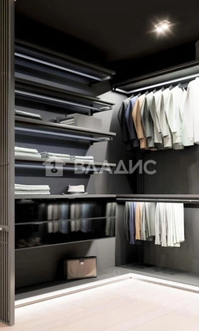 Купить трехкомнатную квартиру на улице Соловьиная в Красногорске. Вариант № 10424603, 7, площадь -  квм, цена 21900000 рублей