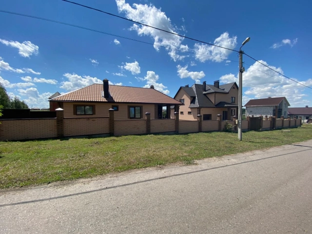 Купить дом на улице Суворова в Белгородской области. Вариант № 403181, 1, площадь -  квм, цена 9200000 рублей