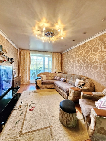 Купить трехкомнатную квартиру в Кызыле. Вариант № 7563025, 0, площадь - квм, цена 7600000 рублей