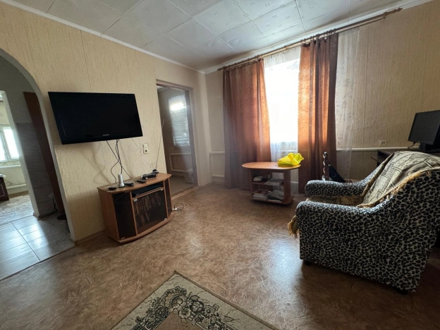 Купить дом в Элисте. Вариант № 38537, 11, площадь -  квм, цена 3000000 рублей