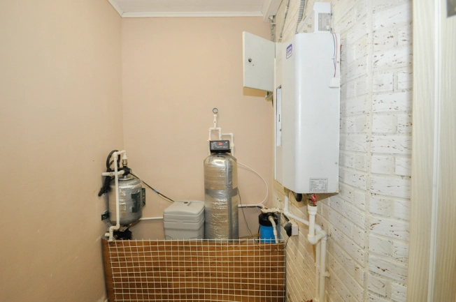 Купить дом в Новосибирске. Вариант № 2986115, 35, площадь -  квм, цена 9800000 рублей