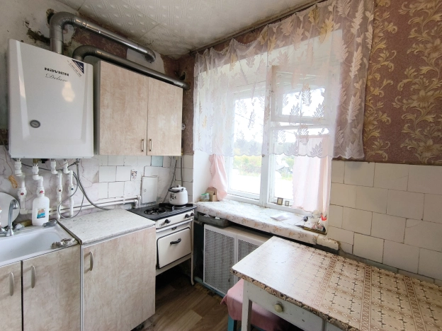 Купить трехкомнатную квартиру на вторичке на улице Центральная в Владимирской области. Вариант № 33650, 12, площадь -  квм, цена 830000 рублей