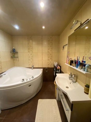 Купить квартиру на улице проспект Ленина в Владимире. Вариант № 276857, 19, площадь -  квм, цена 12800000 рублей