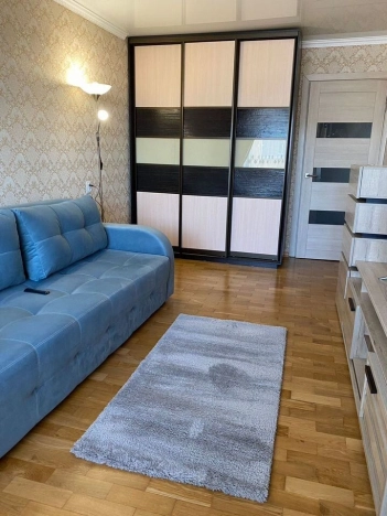 Купить однокомнатную квартиру в Ростовской области. Вариант № 54993, 3, площадь -  квм, цена 4800000 рублей