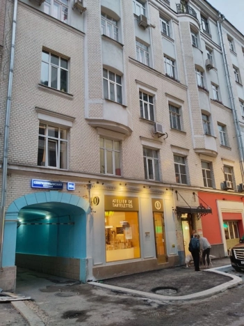 Купить квартиру в Москве. Вариант № 9813279, 24, площадь -  квм, цена 230000000 рублей