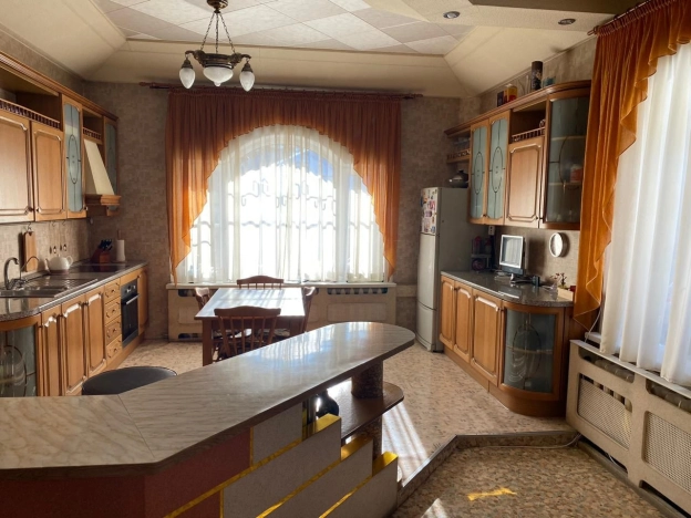 Купить дом в Микрорайоне Байкальск, Ангарск в Ангарске. Вариант № 33065, 6, площадь -  квм, цена 19000000 рублей