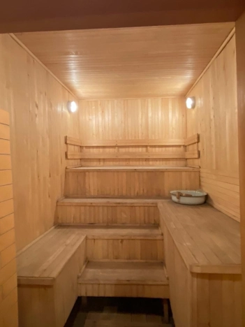 Купить дом в Микрорайоне Байкальск, Ангарск в Ангарске. Вариант № 33065, 11, площадь -  квм, цена 19000000 рублей