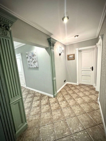 Купить квартиру в Москве. Вариант № 9971049, 1, площадь -  квм, цена 46900000 рублей