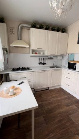 Купить трехкомнатную квартиру на улице Молодёжная в Республике Татарстан (татарстан). Вариант № 11872, 0, площадь -  квм, цена 4600000 рублей