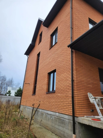 Купить дом в Москве. Вариант № 9328843, 4, площадь - квм, цена 15500000 рублей