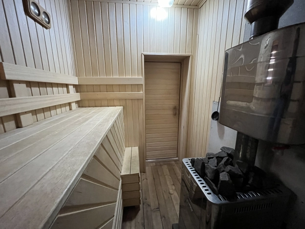 Купить земельный участок в Москве. Вариант № 2536861, 17, площадь -  квм, цена 4200000 рублей