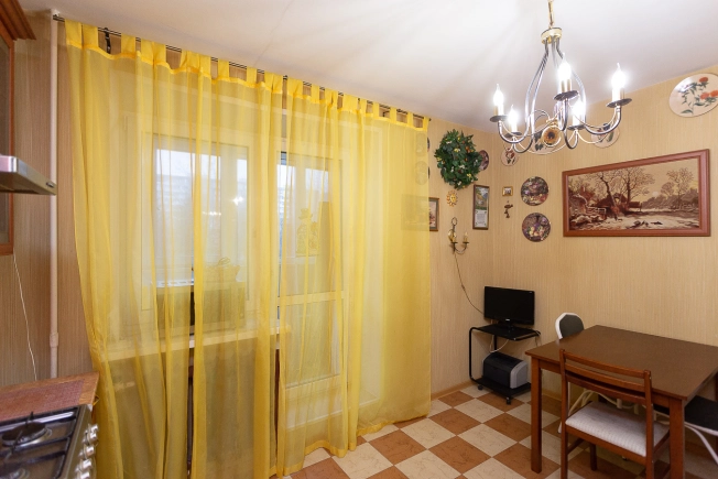 Купить двухкомнатную квартиру на вторичке на улице Центральная в Владимирской области. Вариант № 10434243, 5, площадь -  квм, цена 8500000 рублей