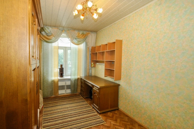 Купить трехкомнатную квартиру в районе Ленинский в Новосибирске. Вариант № 2125107, 10, площадь -  квм, цена 8500000 рублей