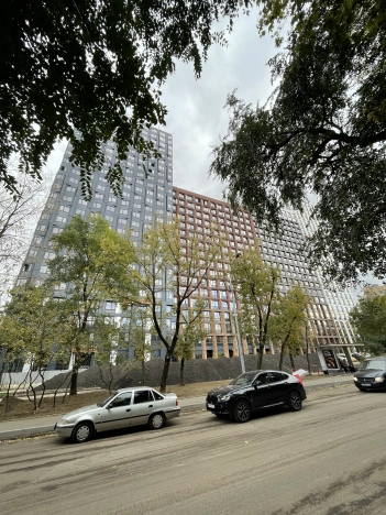 Купить квартиру в Москве. Вариант № 6069225, 18, площадь -  квм, цена 23000000 рублей
