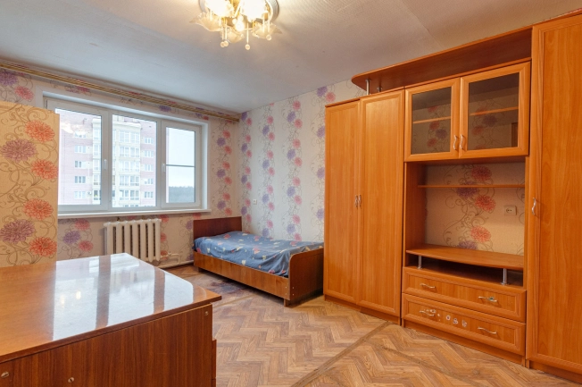 Купить квартиру на вторичке в Вологде. Вариант № 10928700, 5, площадь - квм, цена 4650000 рублей