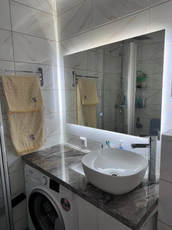 Купить однокомнатную квартиру на улице Текстильщиков в Московской области. Вариант № 10221752, 16, площадь -  квм, цена 5650000 рублей