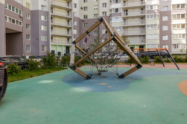 Купить многокомнатную квартиру в Ленинградской области. Вариант № 44934, 39, площадь - квм, цена 13900000 рублей