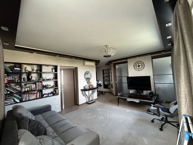 Купить квартиру у метро Давыдково в Москве. Вариант № 7175683, 0, площадь -  квм, цена 36000000 рублей