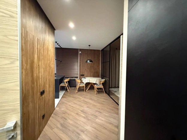 Купить квартиру в Москве. Вариант № 8047746, 2, площадь - квм, цена 21800000 рублей