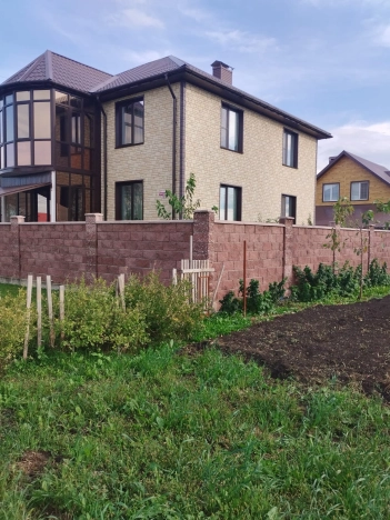 Купить дом на улице Матросова в Республике Башкортостан. Вариант № 3779414, 5, площадь -  квм, цена 23700000 рублей