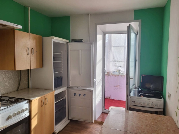 Купить трехкомнатную квартиру на улице Молодёжная в Владимирской области. Вариант № 7882787, 14, площадь -  квм, цена 2840000 рублей