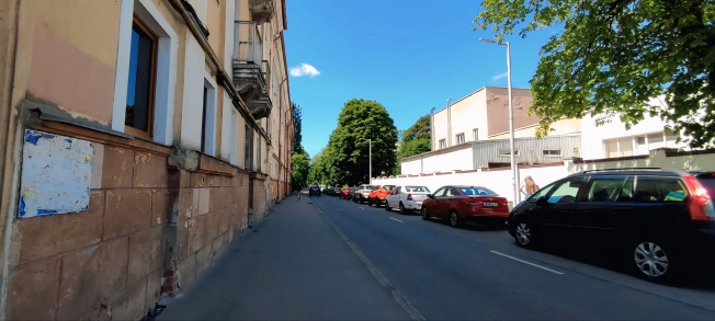 Купить трехкомнатную квартиру в районе Центральный в Калининграде. Вариант № 52141, 18, площадь -  квм, цена 6800000 рублей