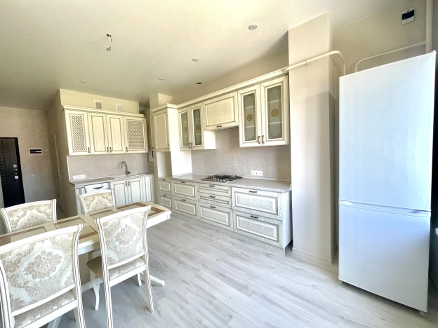 Купить однокомнатную квартиру в районе Приморский в Новороссийске. Вариант № 60424, 9, площадь -  квм, цена 7400000 рублей