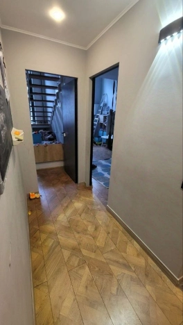 Купить квартиру в Москве. Вариант № 9222929, 27, площадь -  квм, цена 81190000 рублей