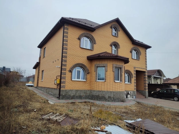 Купить дом на улице Персиковая в Белгородской области. Вариант № 19033, 3, площадь -  квм, цена 16500000 рублей