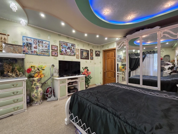 Купить трехкомнатную квартиру на улице Яблоневая в Нижнем Новгороде. Вариант № 5291672, 14, площадь -  квм, цена 10800000 рублей