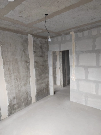 Купить трехкомнатную квартиру у метро Горьковская в Санкт-Петербурге. Вариант № 56384, 5, площадь -  квм, цена 7950000 рублей