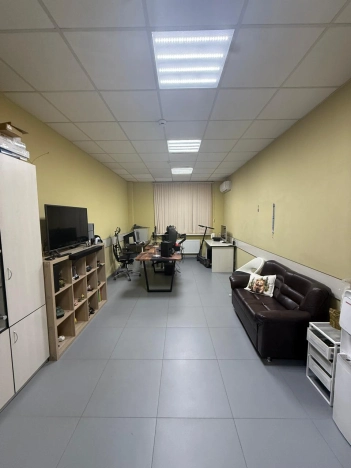 Снять коммерческую недвижимость в Ростове-на-Дону. Вариант № 8425112, 0, площадь -  квм, цена 15000 рублей