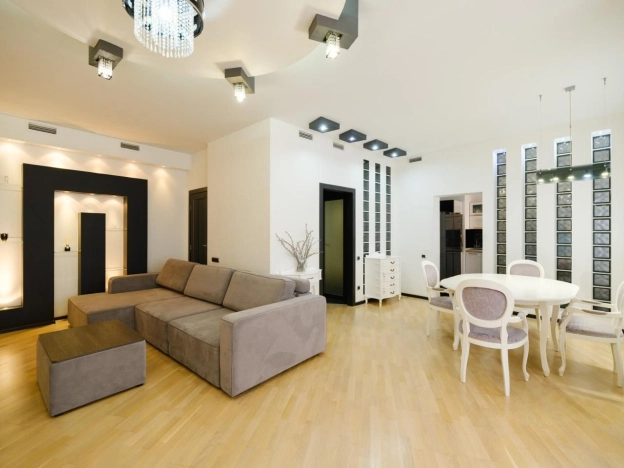 Купить трехкомнатную квартиру на улице Любучанский переулок в Москве. Вариант № 10284193, 9, площадь -  квм, цена 31000000 рублей