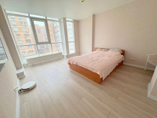 Купить двухкомнатную квартиру в Микрорайоне Фестивальный в Краснодаре. Вариант № 6734701, 2, площадь -  квм, цена 17800000 рублей