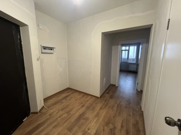 Купить однокомнатную квартиру в Краснодаре. Вариант № 10083568, 8, площадь -  квм, цена 5000000 рублей