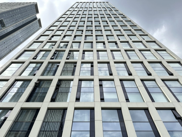 Купить квартиру на улице Мичуринский проспект в Москве. Вариант № 20049, 46, площадь -  квм, цена 61900000 рублей