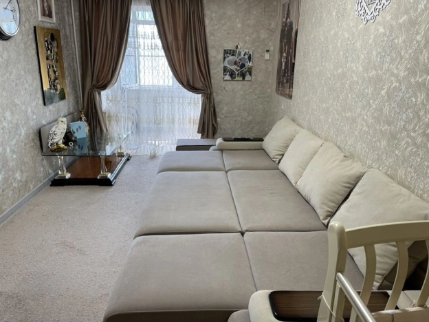 Купить однокомнатную квартиру в Ростовской области. Вариант № 9825482, 6, площадь -  квм, цена 6900000 рублей