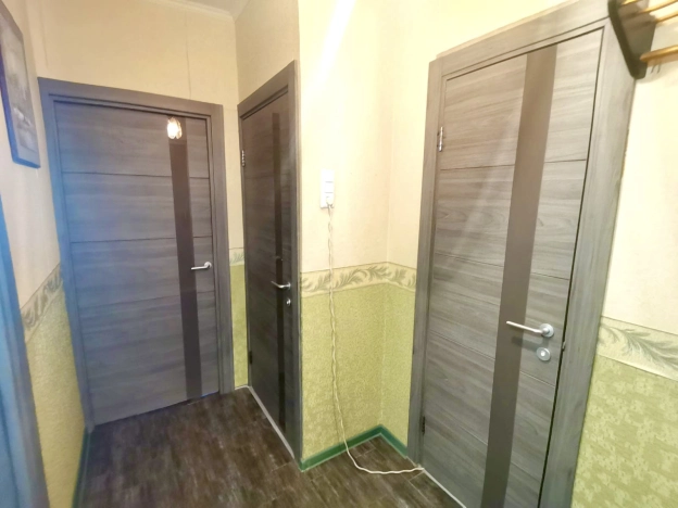 Купить квартиру в Москве. Вариант № 38002, 5, площадь - квм, цена 11990000.0000 рублей