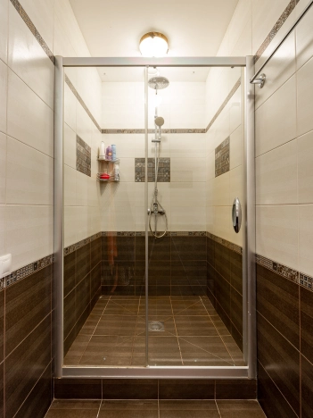 Купить таунхаус в Ленинградской области. Вариант № 58398, 12, площадь -  квм, цена 90000000 рублей