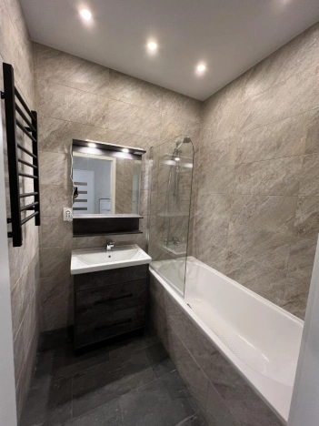 Купить двухкомнатную квартиру в Одинцове. Вариант № 8174491, 11, площадь -  квм, цена 11200000 рублей