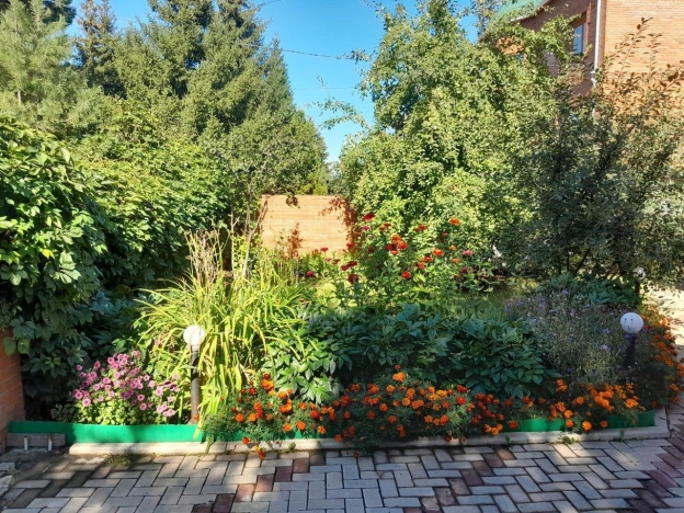 Купить дом в Омске. Вариант № 18280, 26, площадь -  квм, цена 23500000 рублей