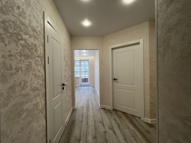 Купить однокомнатную квартиру в Амурской области. Вариант № 7632452, 2, площадь -  квм, цена 6300000 рублей