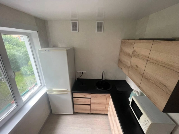 Купить однокомнатную квартиру у метро Октябрьская в Новосибирске. Вариант № 7706452, 1, площадь -  квм, цена 4299999 рублей