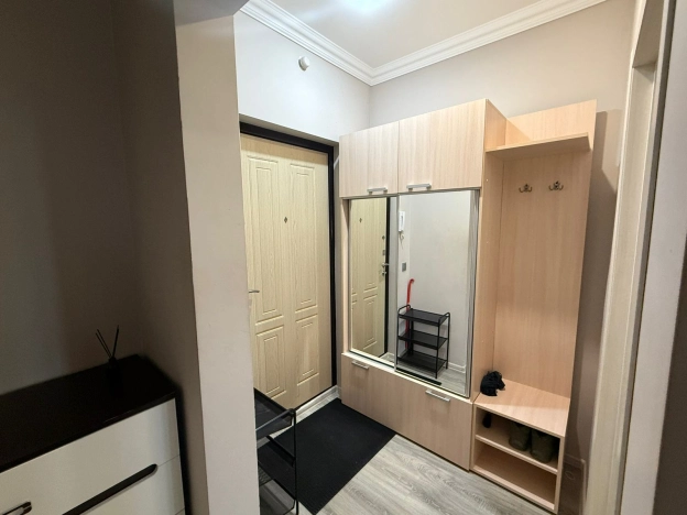 Купить однокомнатную квартиру в районе Невский в Санкт-Петербурге. Вариант № 8999639, 6, площадь -  квм, цена 12000000 рублей